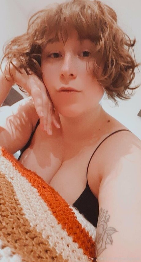 grrraves art actress gallery