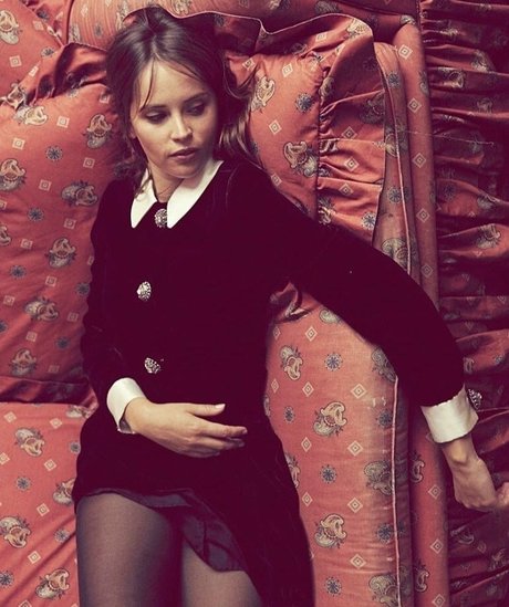 Felicity Jones model top image