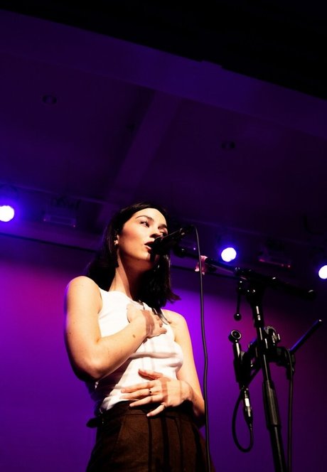 lesbian seduction onlyfans hot xxx galleries