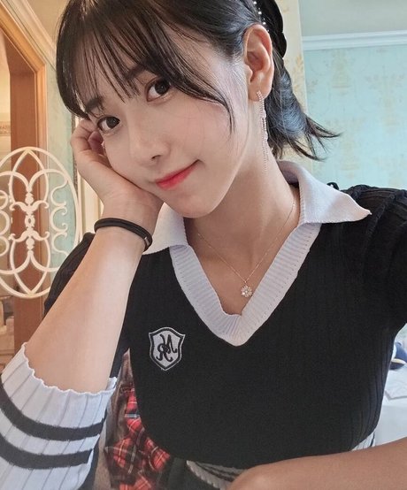 curvy girl onlyfans exclusive pic