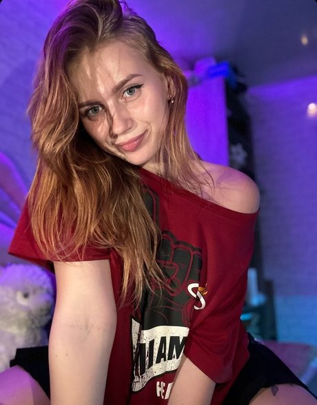 Yuliya Fox star naked pic