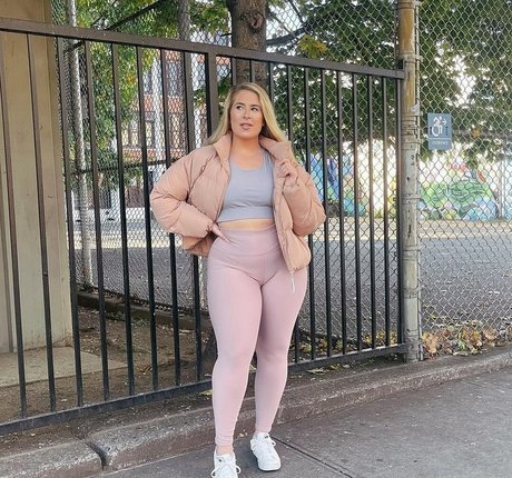 cute asian onlyfans hot naked photo