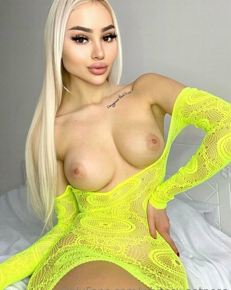 bikini onlyfans beautiful naked pictures