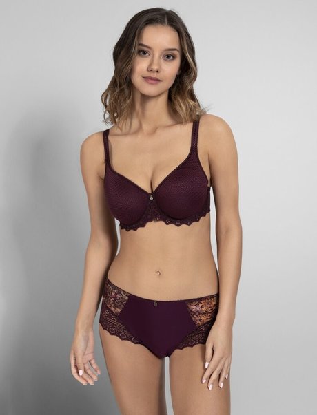 bikini teen onlyfans pornographic image