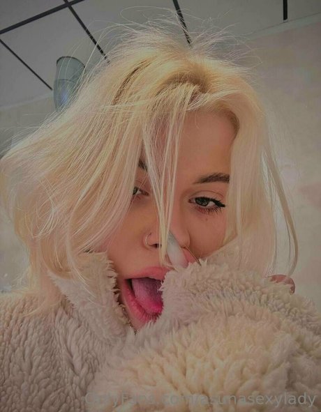 cheating onlyfans beautiful naked picture