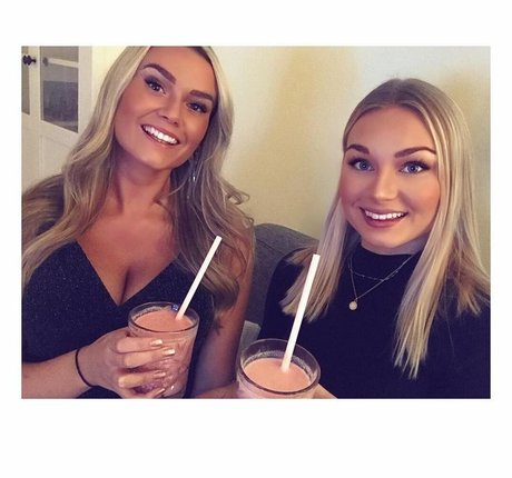 beautiful japanese onlyfans porn image