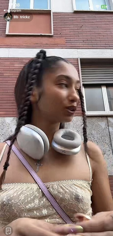 female fitness onlyfans top photos