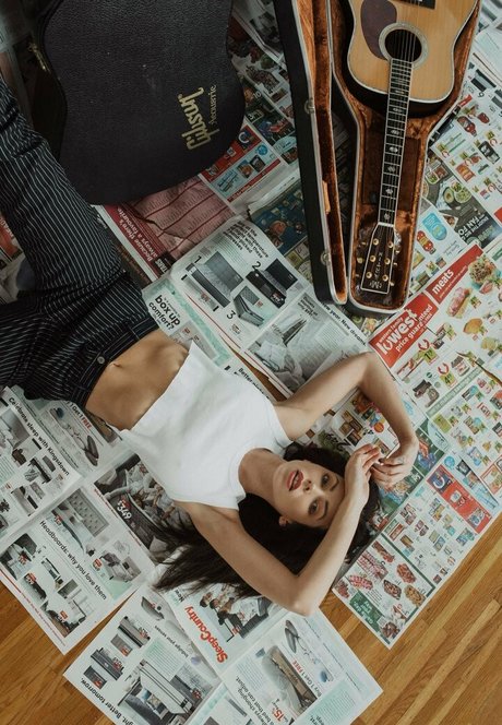 teacher milf onlyfans free naked images