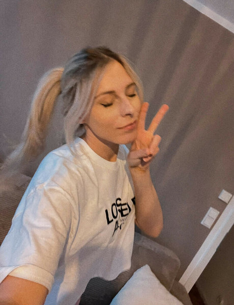 sexy milf onlyfans porno images