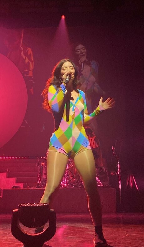 Lorde star naked archive