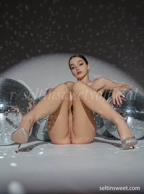 Seltin star porn picture