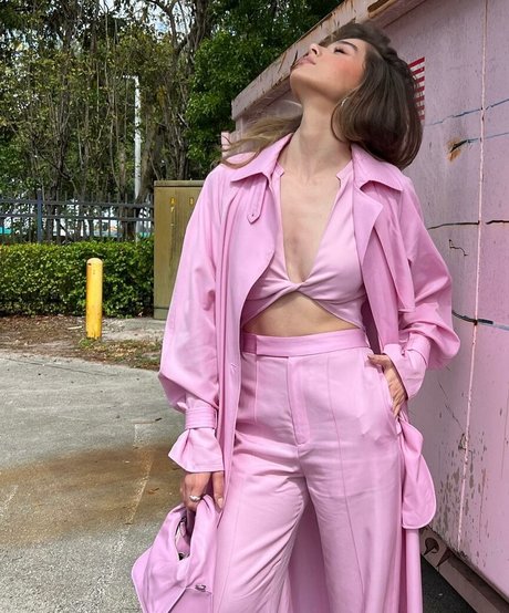 chubby babe onlyfans hot sexy picture