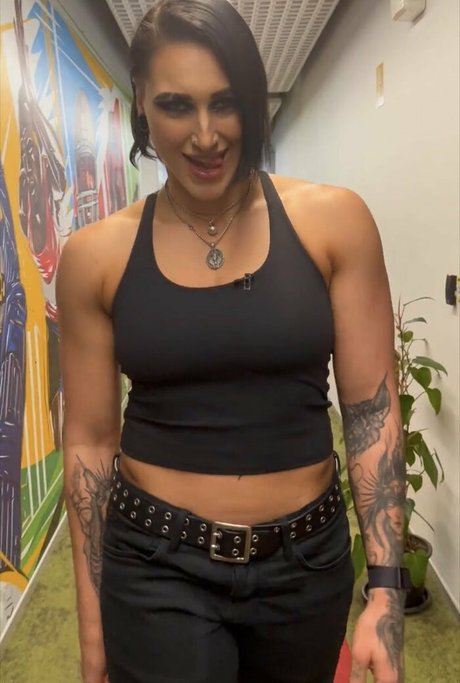 social media influencer onlyfans beautiful porn pics