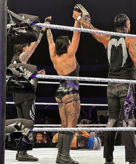 female domination onlyfans pretty pics