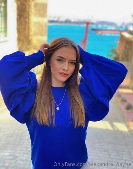 Alexandra Wayne beautiful actress galleries