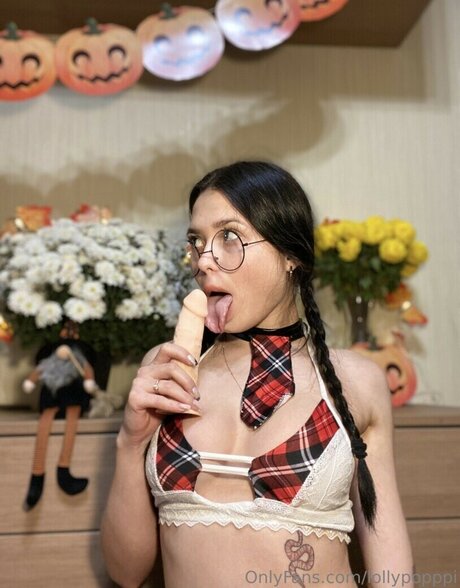 worship onlyfans porno photos