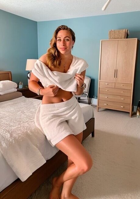 hottest young onlyfans best pics