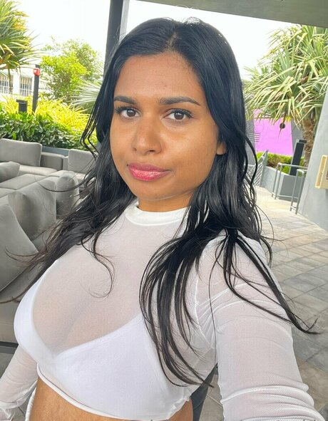 hairy pregnant onlyfans top img