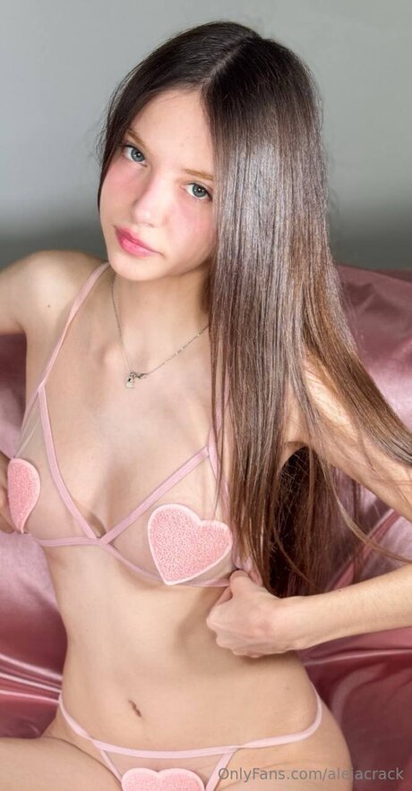 Alejacrack model sex galleries
