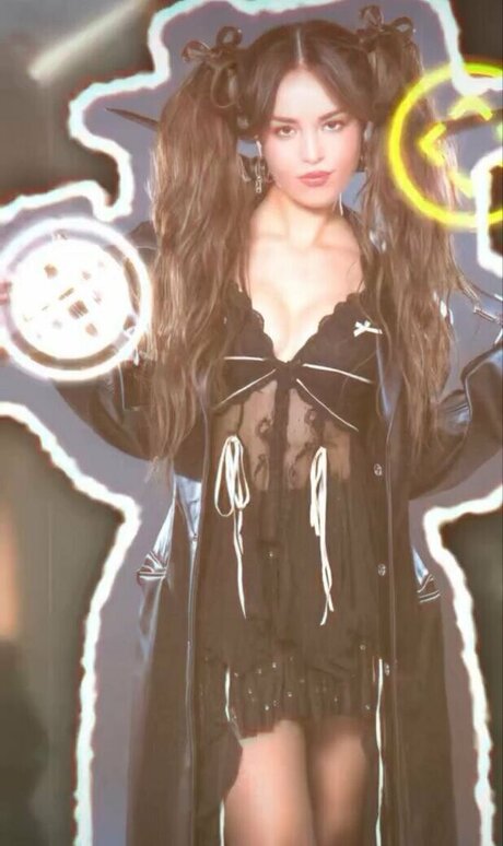 Valkyrae model top images