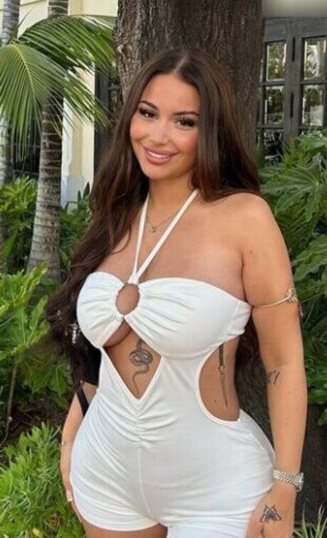 chubby nude onlyfans beautiful xxx image