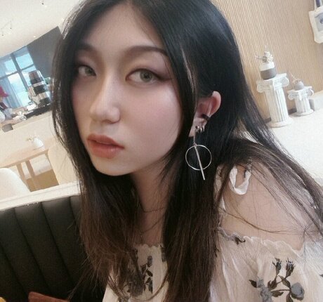 girlfriend onlyfans hot pics