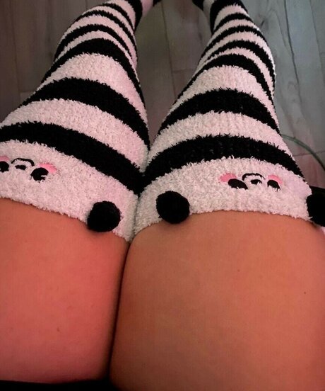 petite milf onlyfans sexy picture