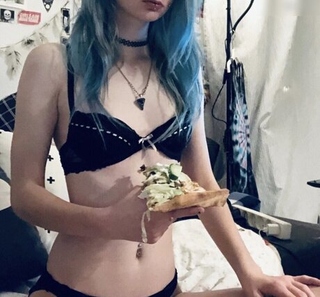 AwesomeTeaCat pretty pornstar image