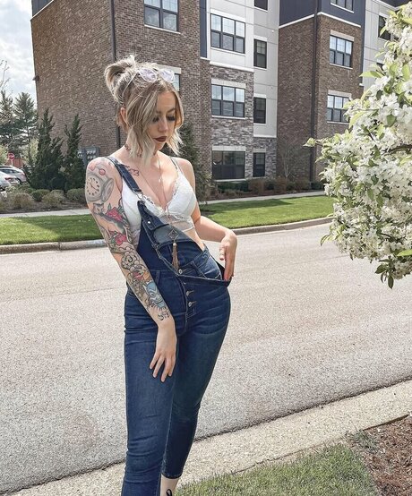 Nyybeats sexy star galleries