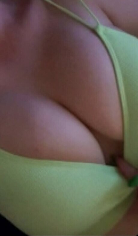 college girl onlyfans xxx image