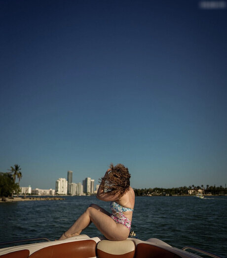 Sonny Loops pornstar pretty picture