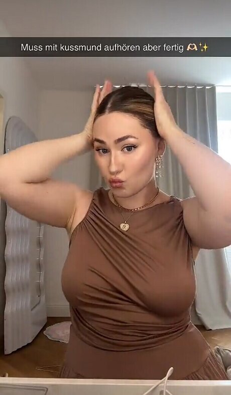 Sonny Loops beautiful model galleries