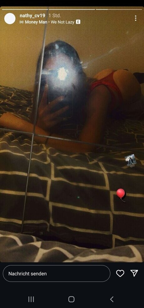 Nathalie Vollmann star nude pic