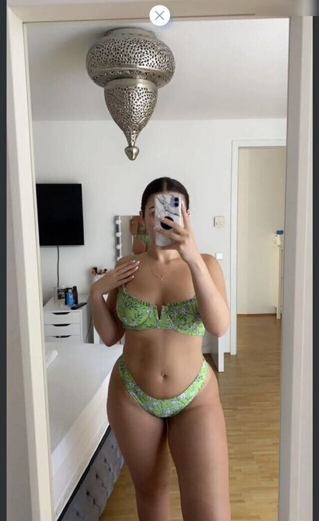 Jaseminra pornstar sexy pic