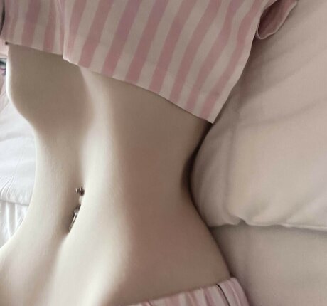 big pussy lips onlyfans naked archive