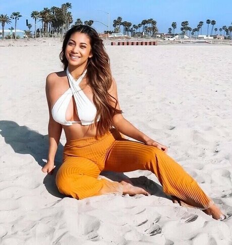 TheLearys sexy model img