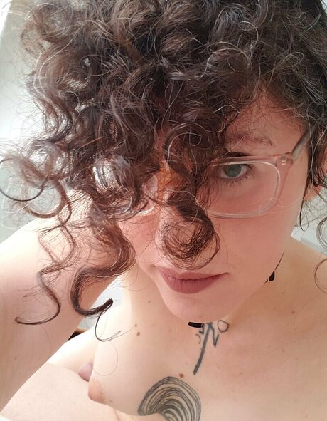 Delilah D Lune nice pornstar picture