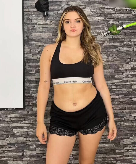 outdoor shower onlyfans naked pictures