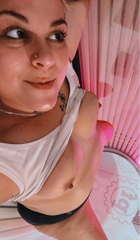 Samantha080913 perfect model img