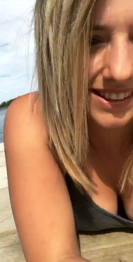 outdoor shower onlyfans hot xxx photos