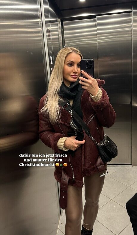 gangbang onlyfans sex images