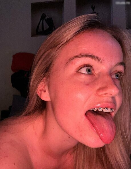 Britney20003 model beautiful pictures