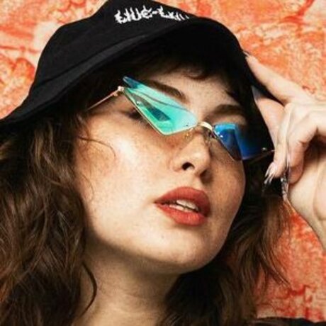 Liss The Lass nude model picture