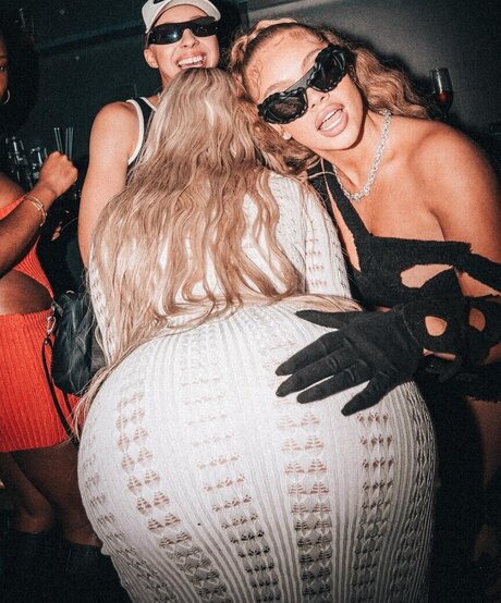 Shirin David pornstar art photos