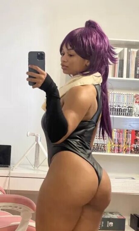 Itzmelanin naked star pics