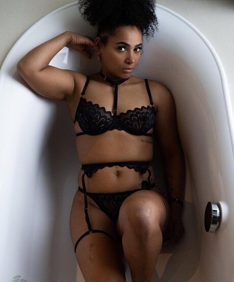 graefiin melanin nudes pornstar image