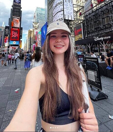 hot asian onlyfans art naked pics