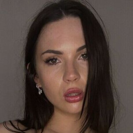 definitelynot vee pornstar naked photos