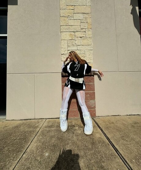 des suzanne star sexy archive