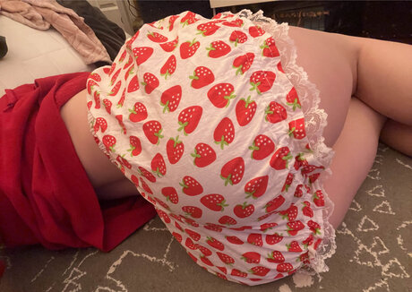 Mello Mutinus star naked photo